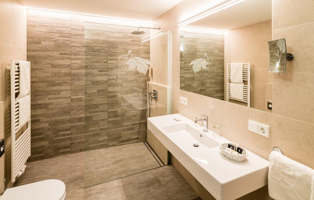 Hotel Girlanerhof Апп'яно-сулла-Страда-дель-Віно Номер фото
